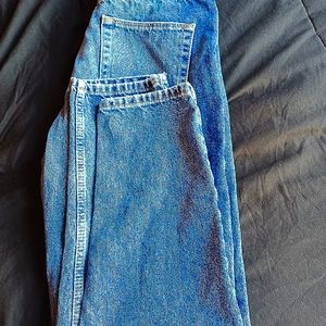 So the jeans don't have a size so if you have a w:26 and l:30 you can have them